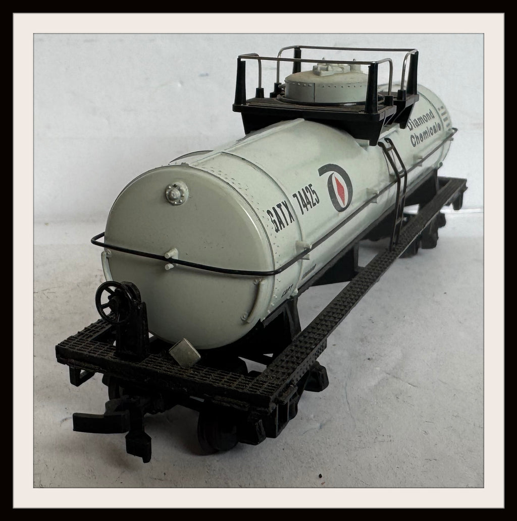 Diamond Chemicals Single Dome. # GATX 74425