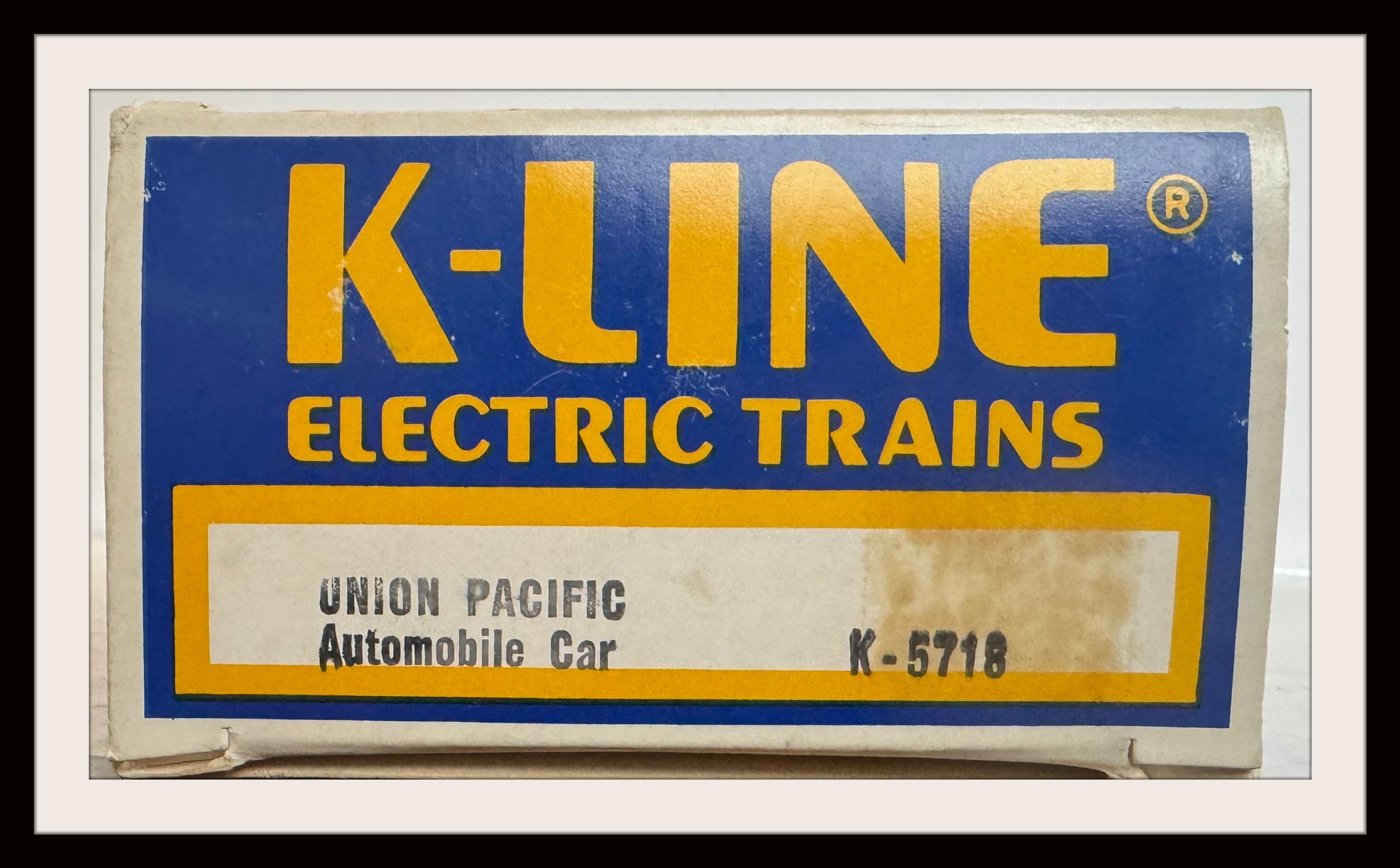 K-Line Union Pacific Auto Box Car # UP5718 with 2 Autos