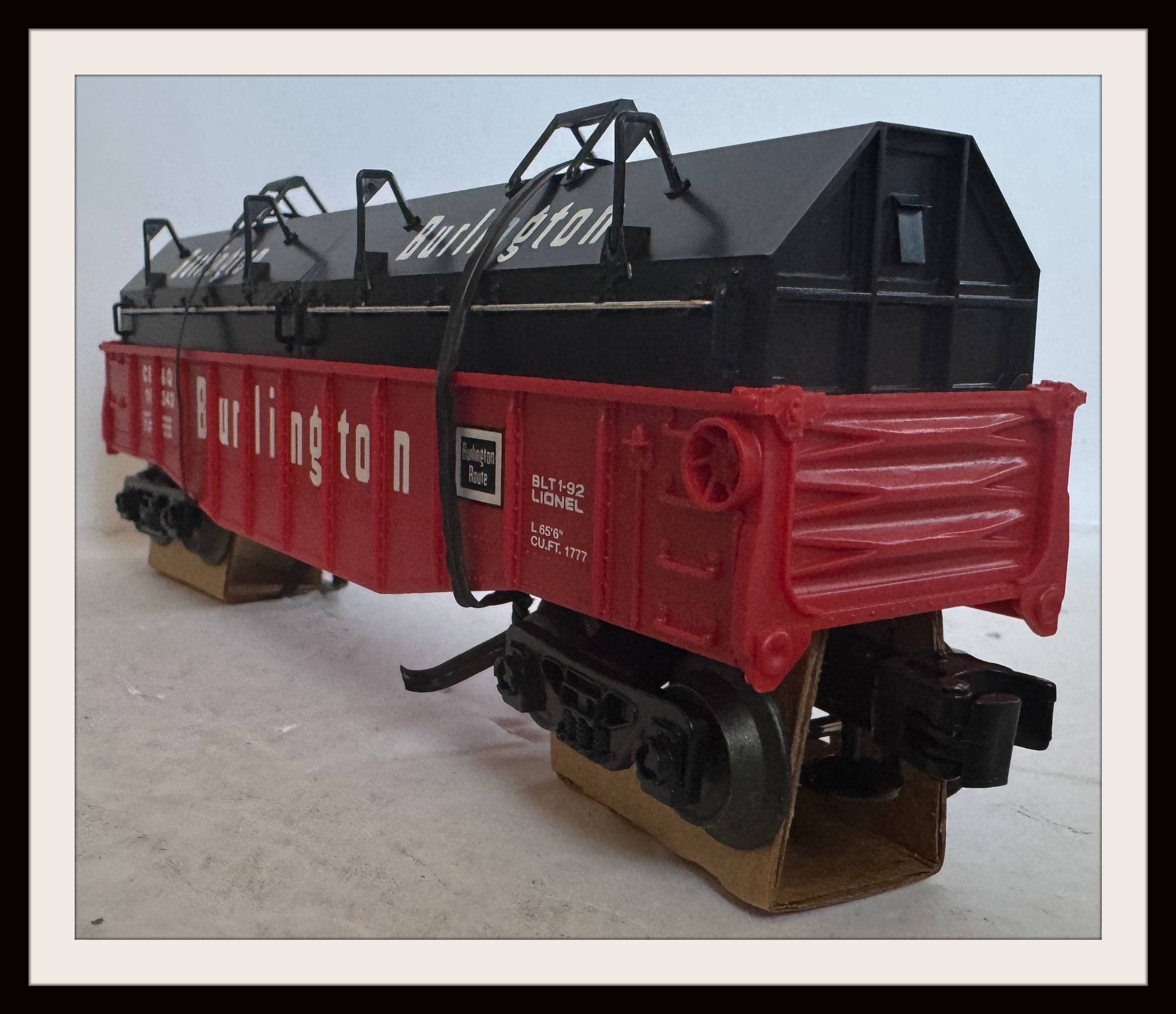 Lionel Burlington Route Gondola with Coil Covers # 16343
