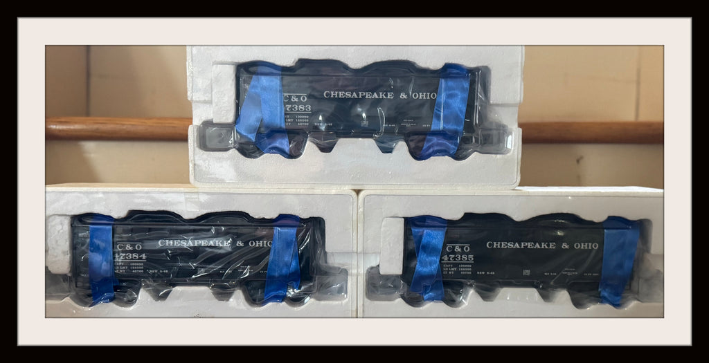Lionel C & O Offset Hopper Car Set of 3 with Consecutive Numbers