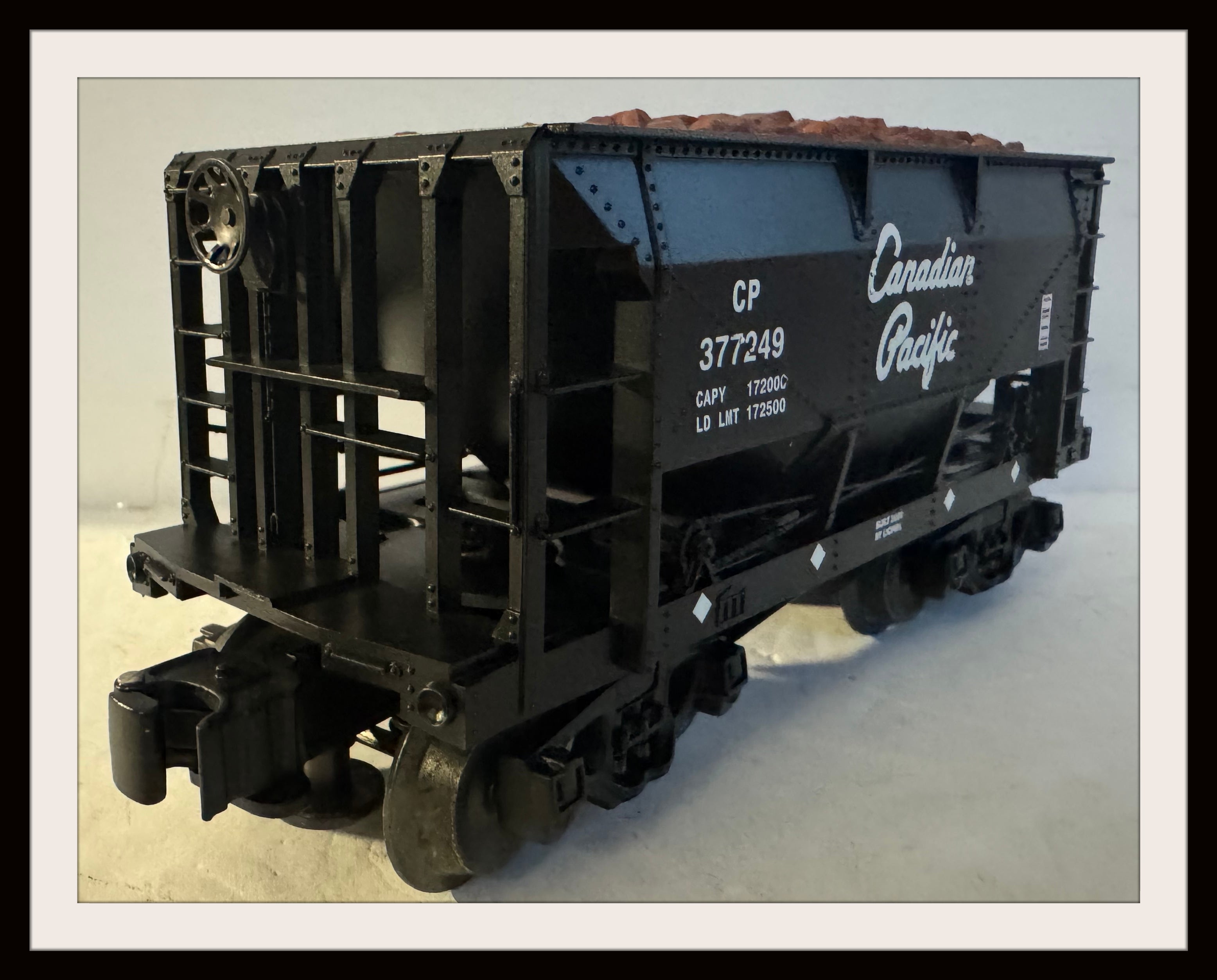 Lionel Canadian Pacific Ore Hopper # 377249 N.O.S.