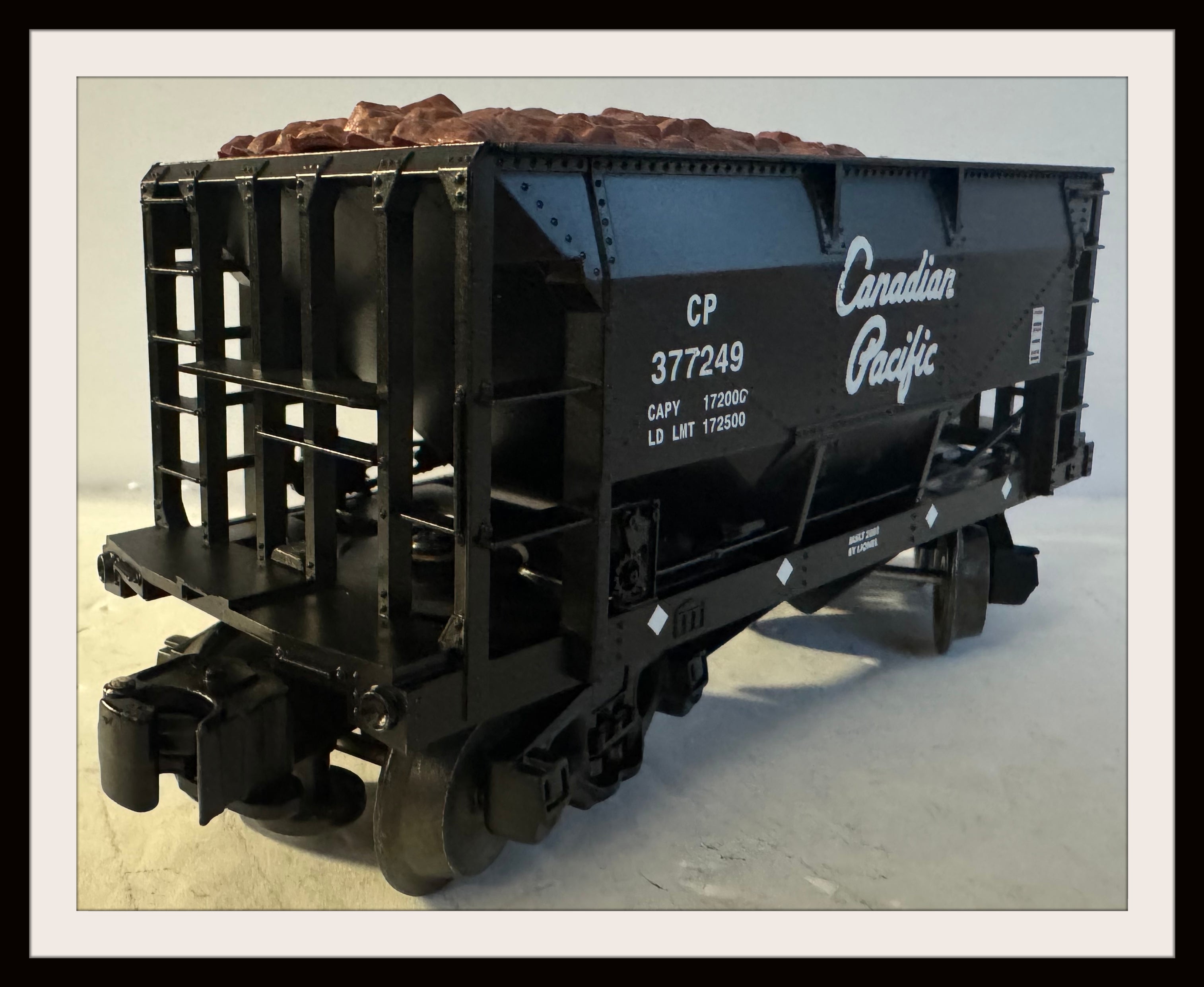 Lionel Canadian Pacific Ore Hopper # 377249 N.O.S.