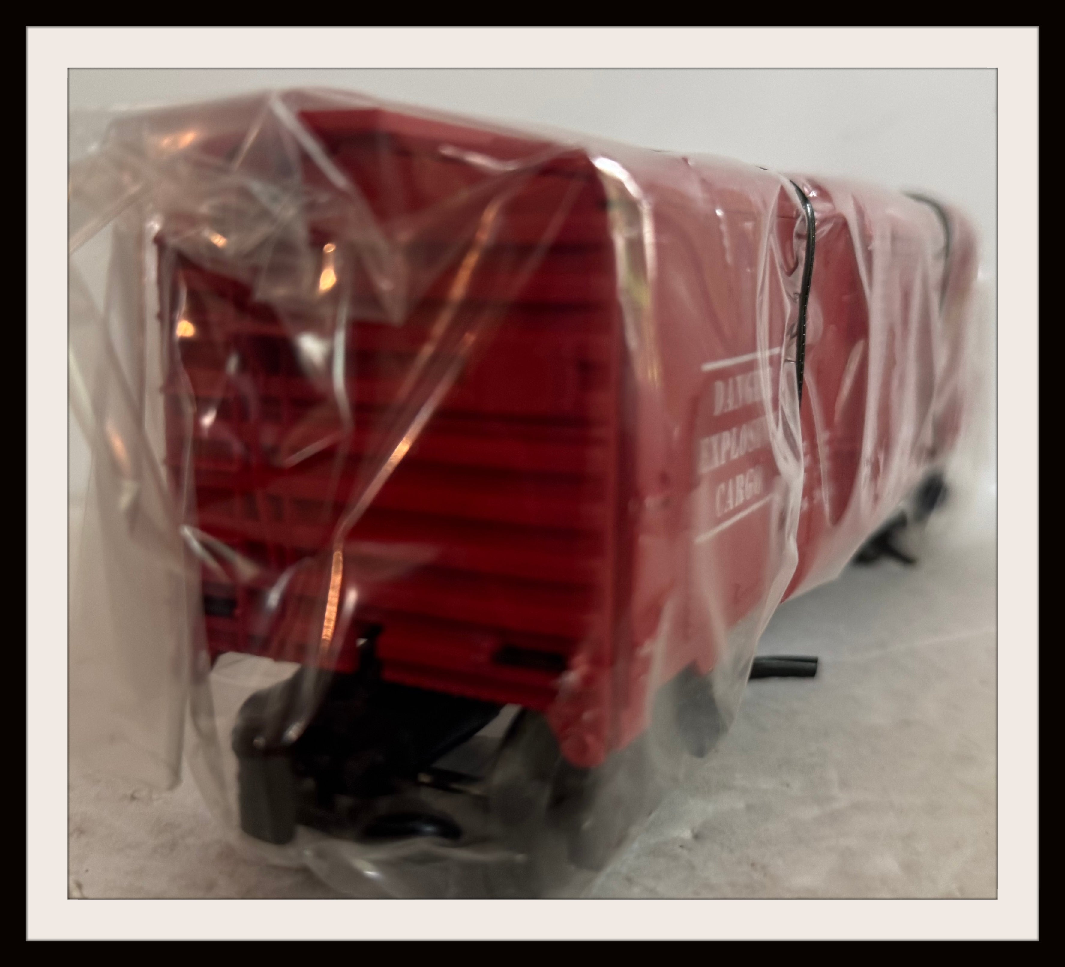 Lionel Exploding Box Car # 6-16719