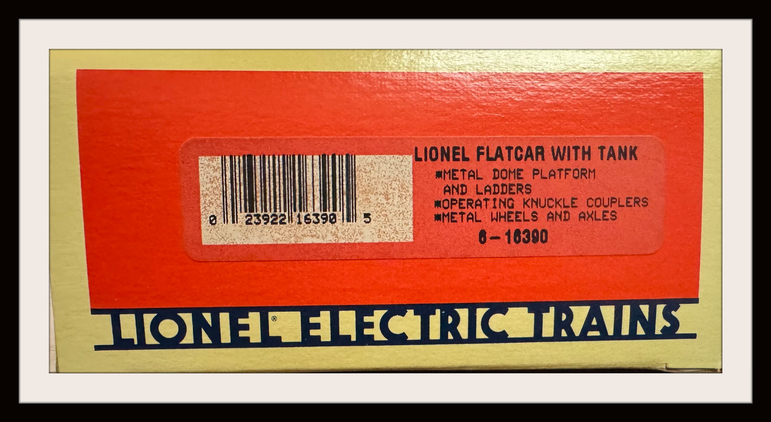 Lionel Flatcar with Tank and Pump #6-18390