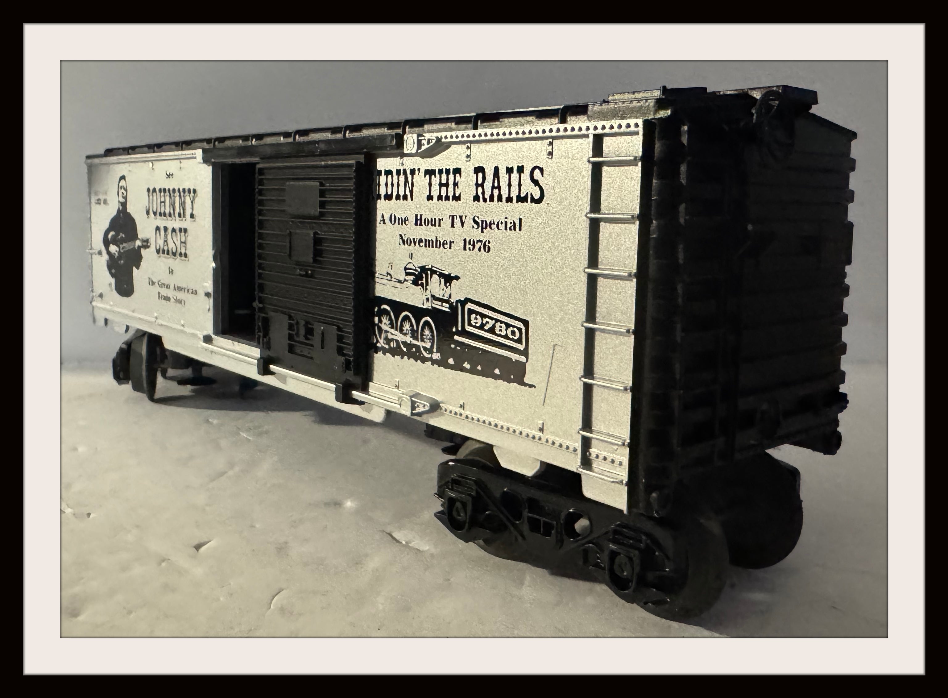 Lionel Johnny Cash Box Car
