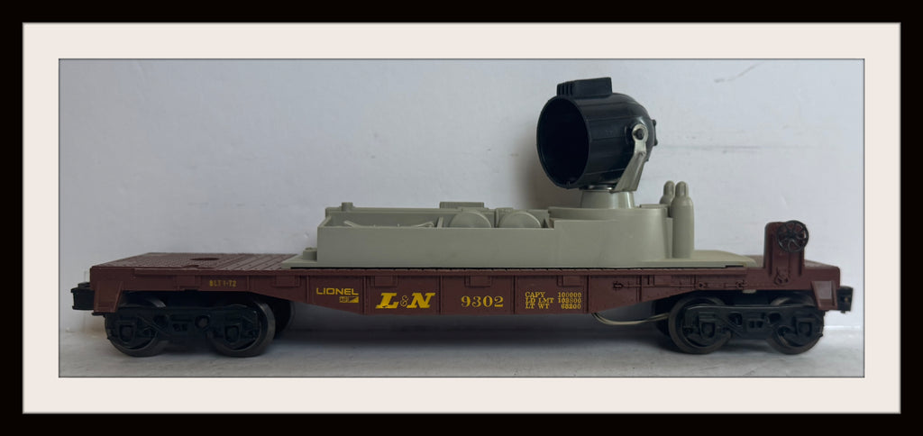 Lionel L & N Flat Car with Search Light # 9302