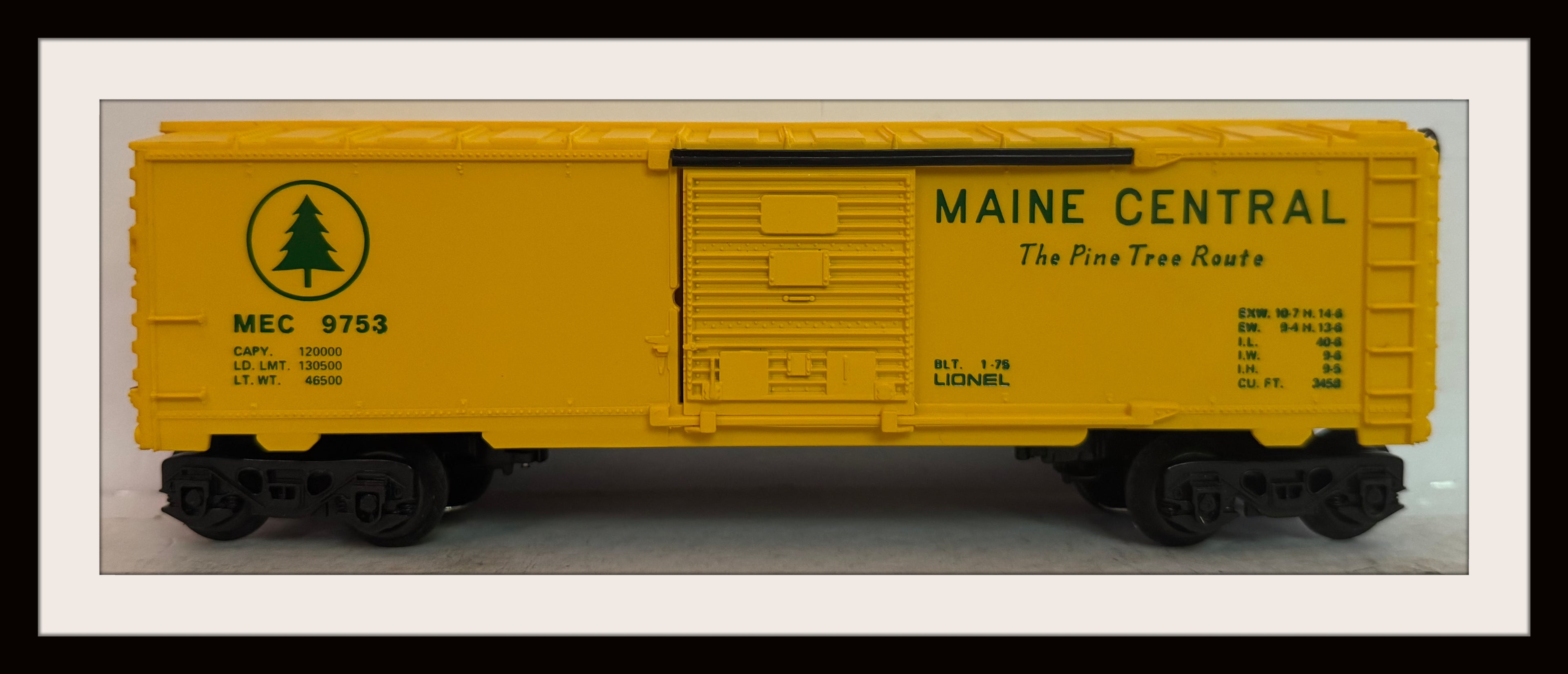 Lionel Maine Central Box Car # 9753