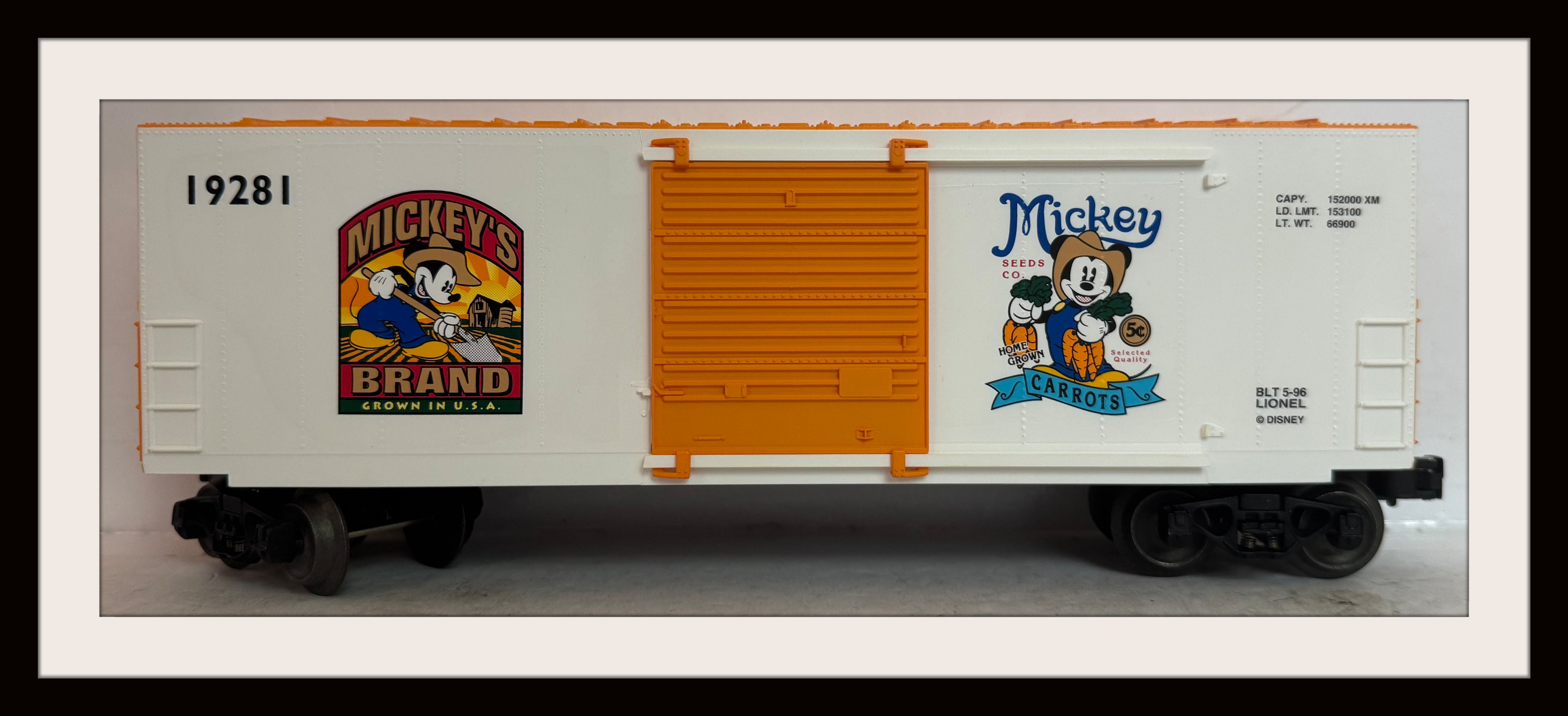 Lionel Mickey’s Carrots HI-Cube Boxcar # 6-19281