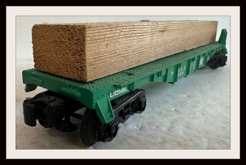 Lionel P L & E # 9124 Flat Bed with Load