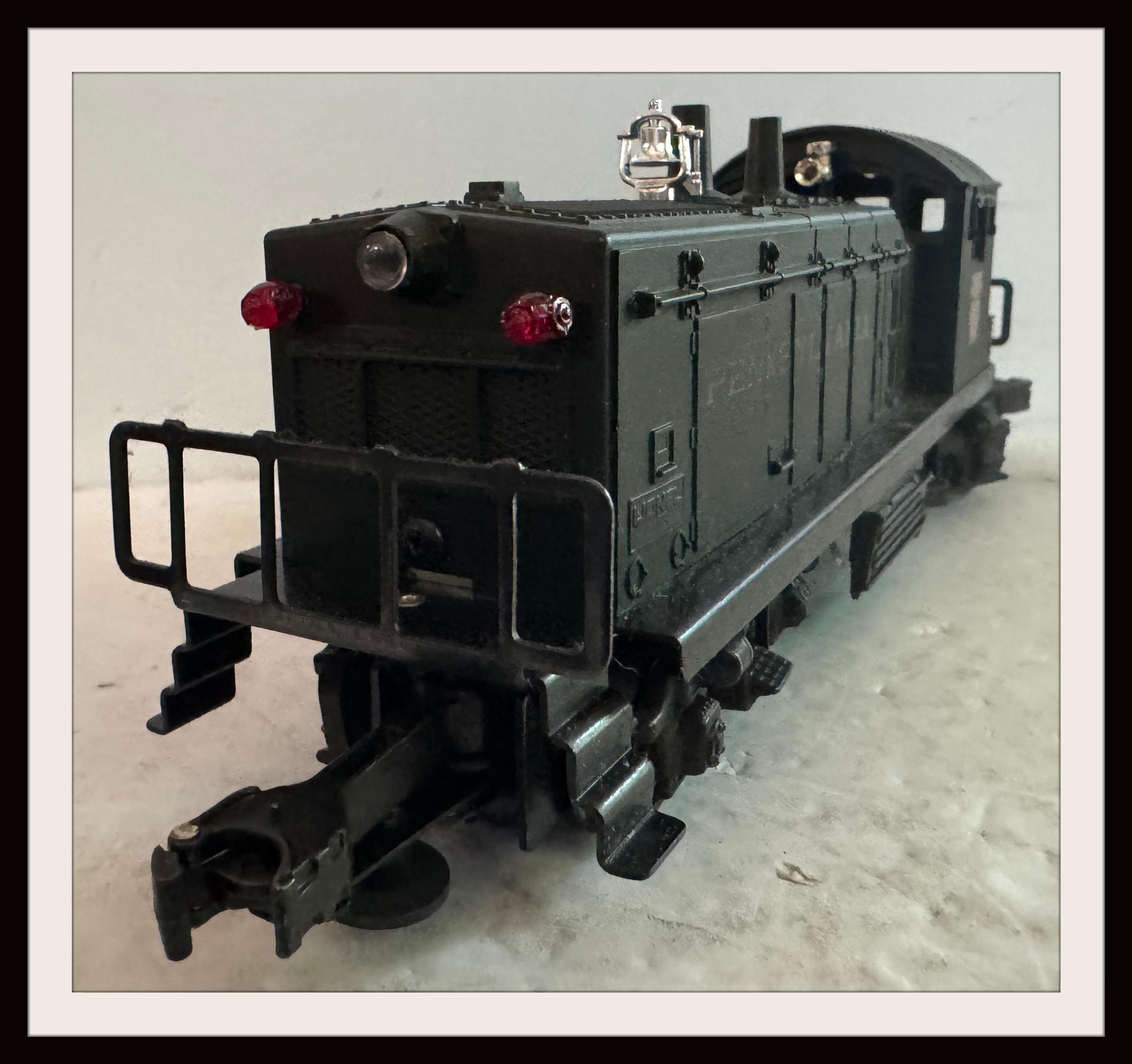 Lionel PRR Switcher NW2