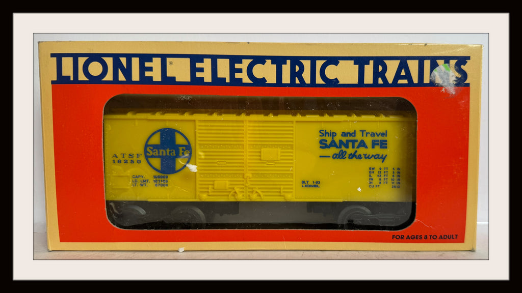 Lionel Santa Fe Box Car # 16250
