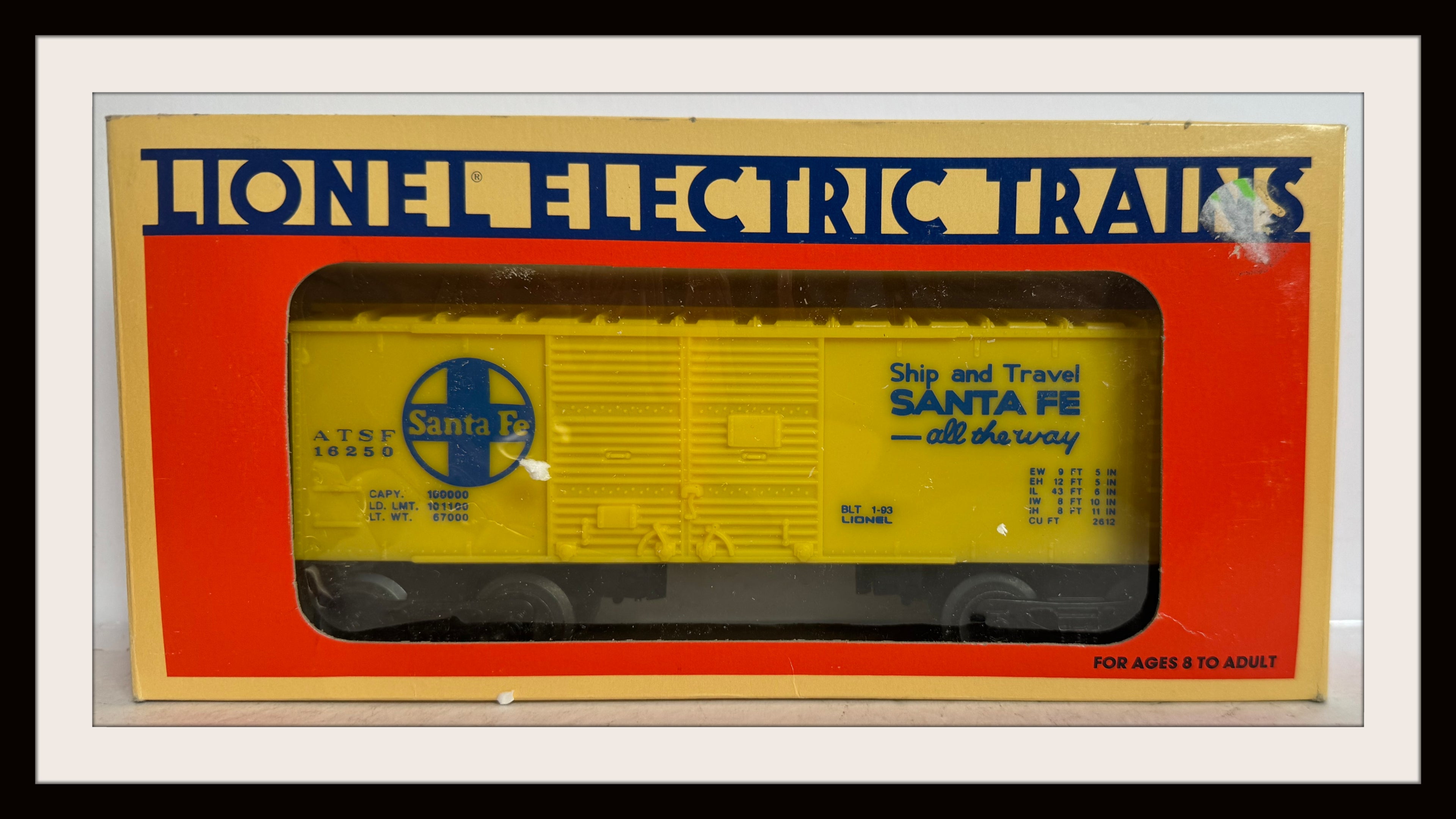 Lionel Santa Fe Box Car # 16250