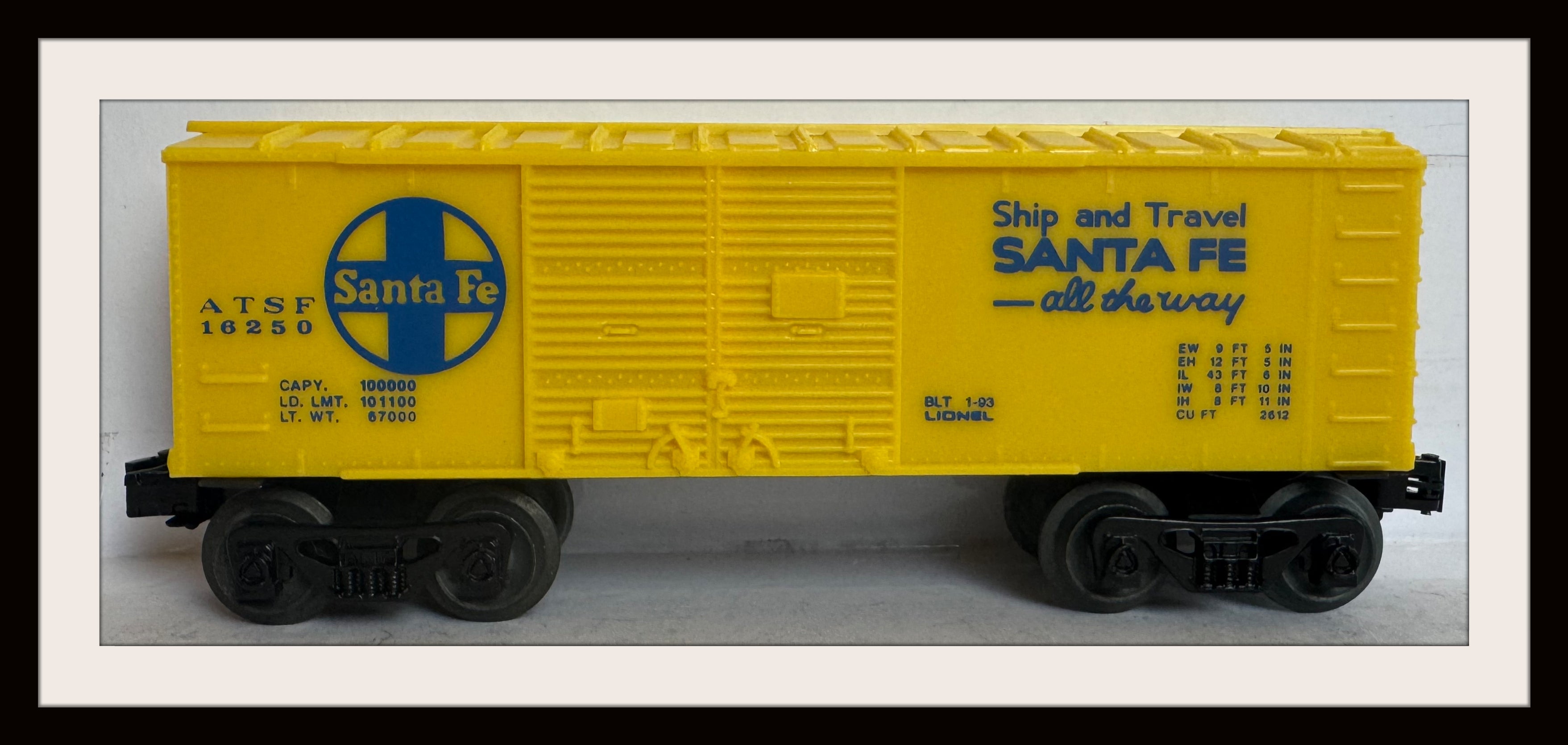 Lionel Santa Fe Box Car # 16250