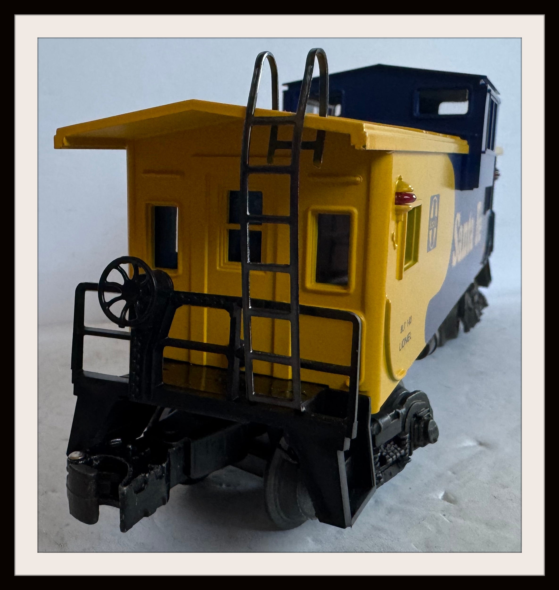 Lionel Santa Fe Caboose # 6903