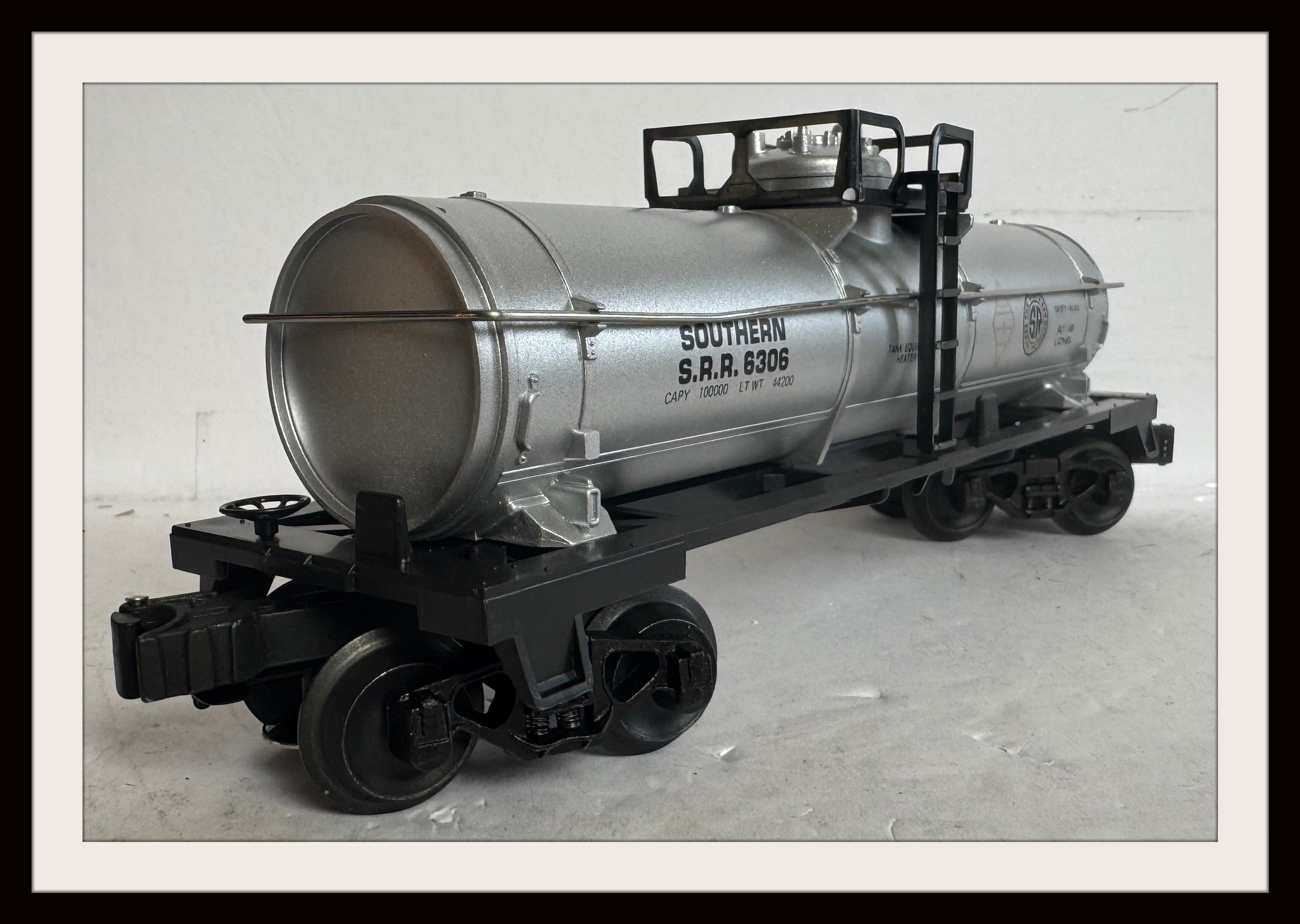 Lionel Southern 1 Dome Tank Car # S.R.R. 6306