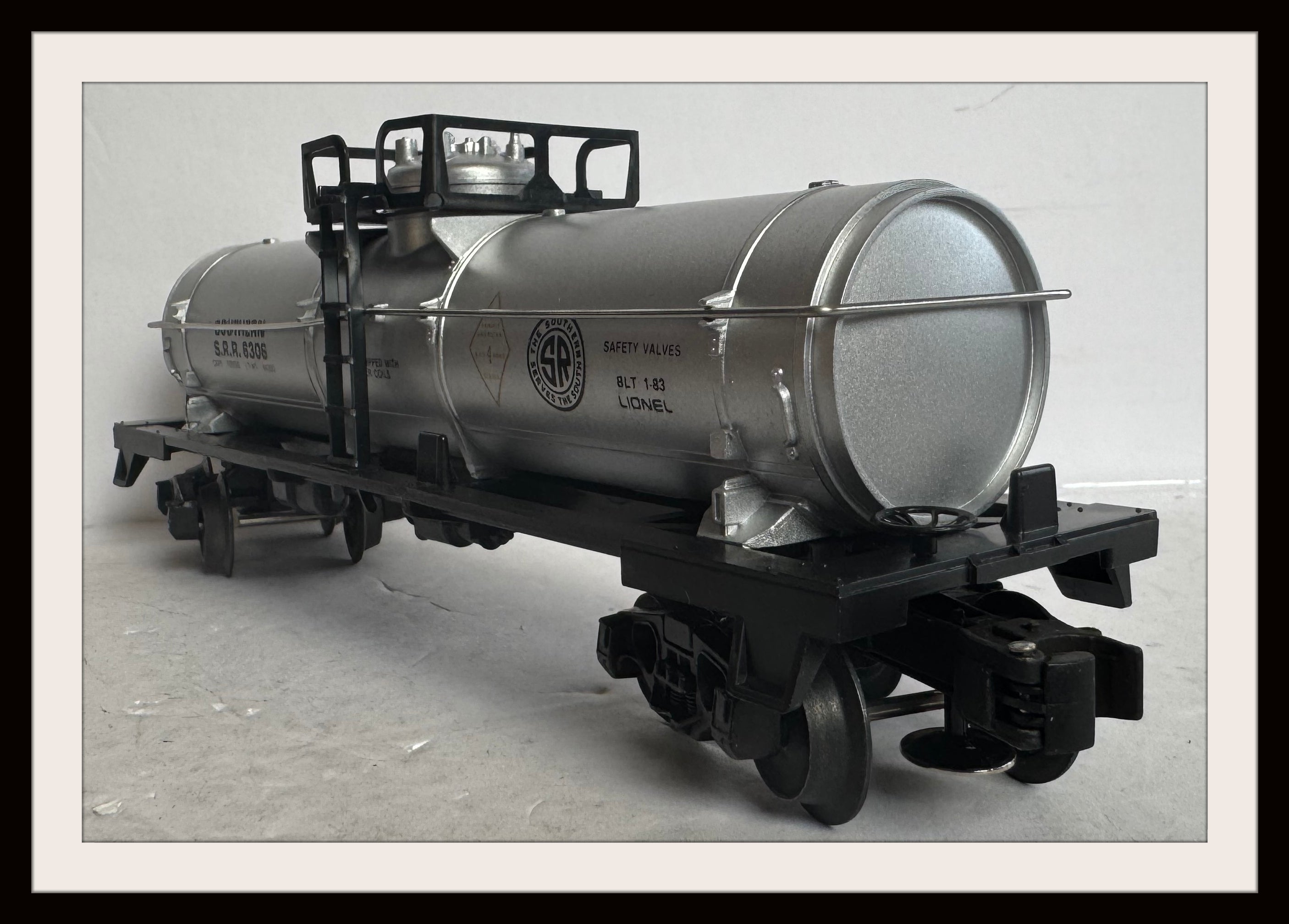 Lionel Southern 1 Dome Tank Car # S.R.R. 6306