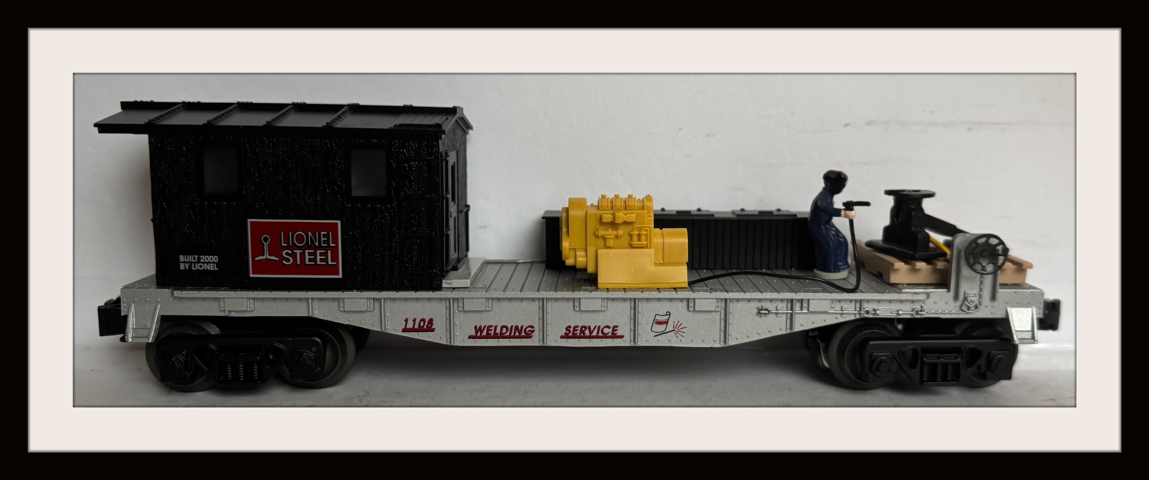 Lionel Steel Service Flat Car with Welder ad Equipment # 1108 N.O.S.