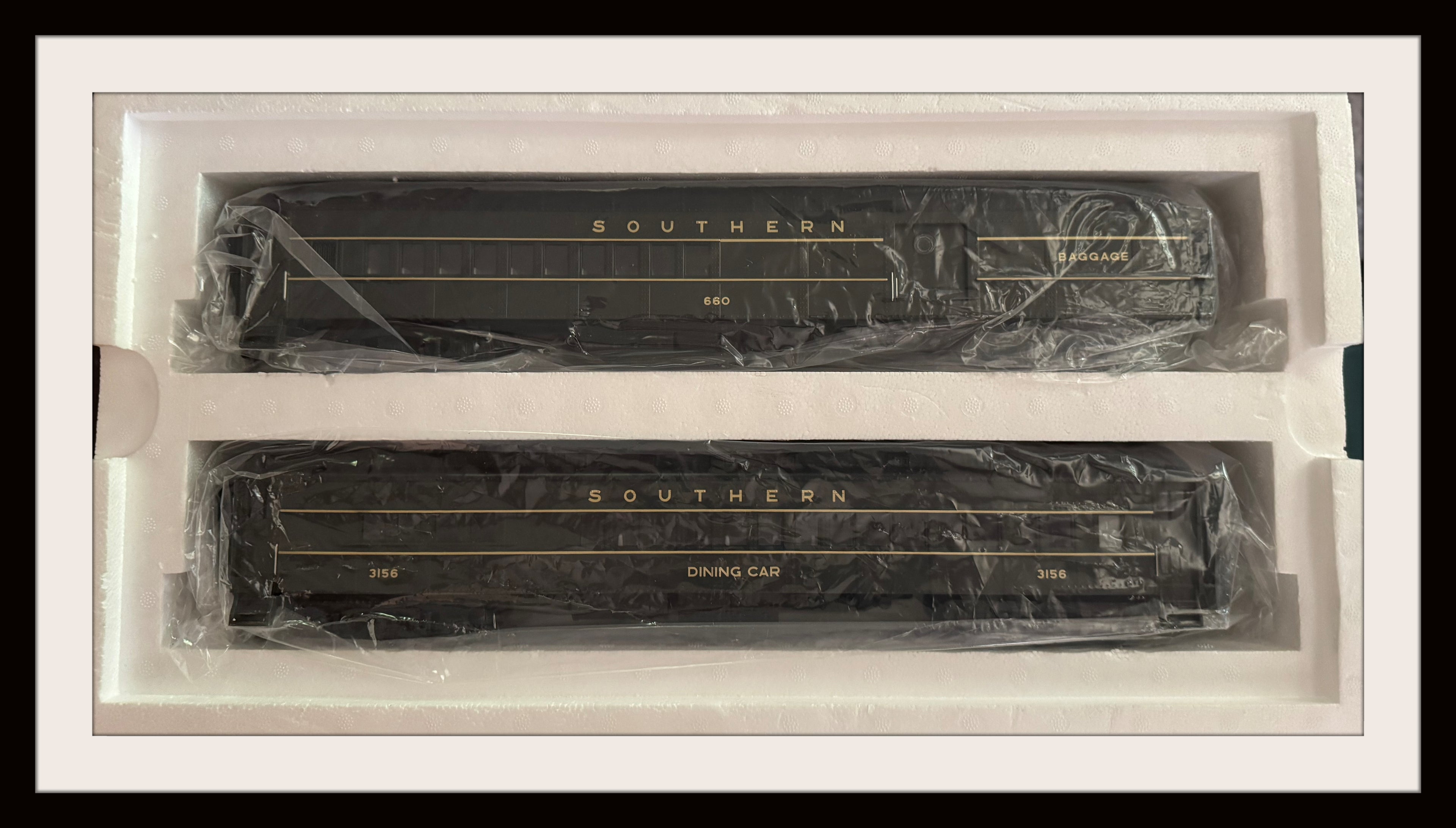 MTH Scale 70' Southern Madison Combo, Dinner Set New Old Stock