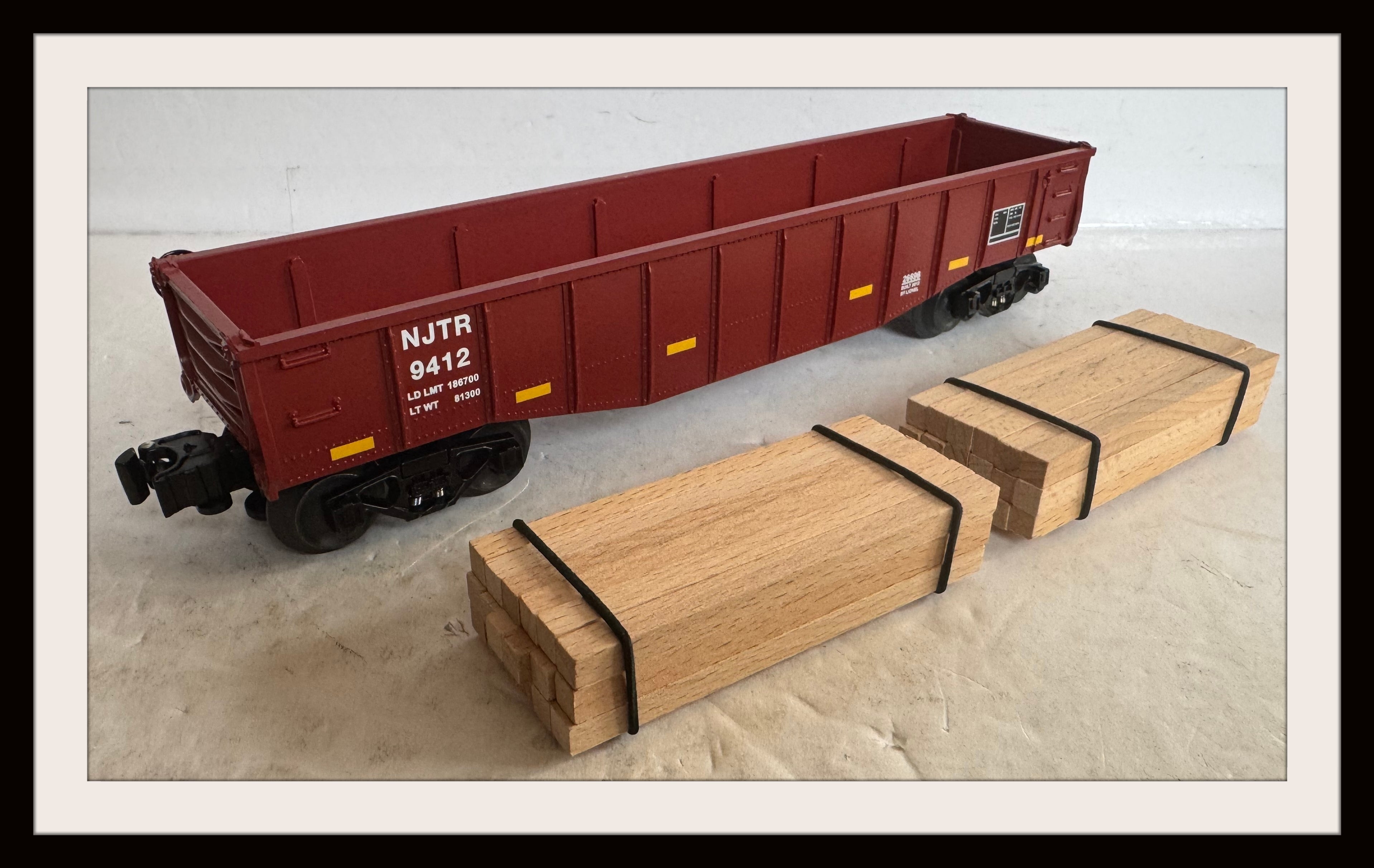 Lionel NJ Transit Gondola with Wood Load # 9412