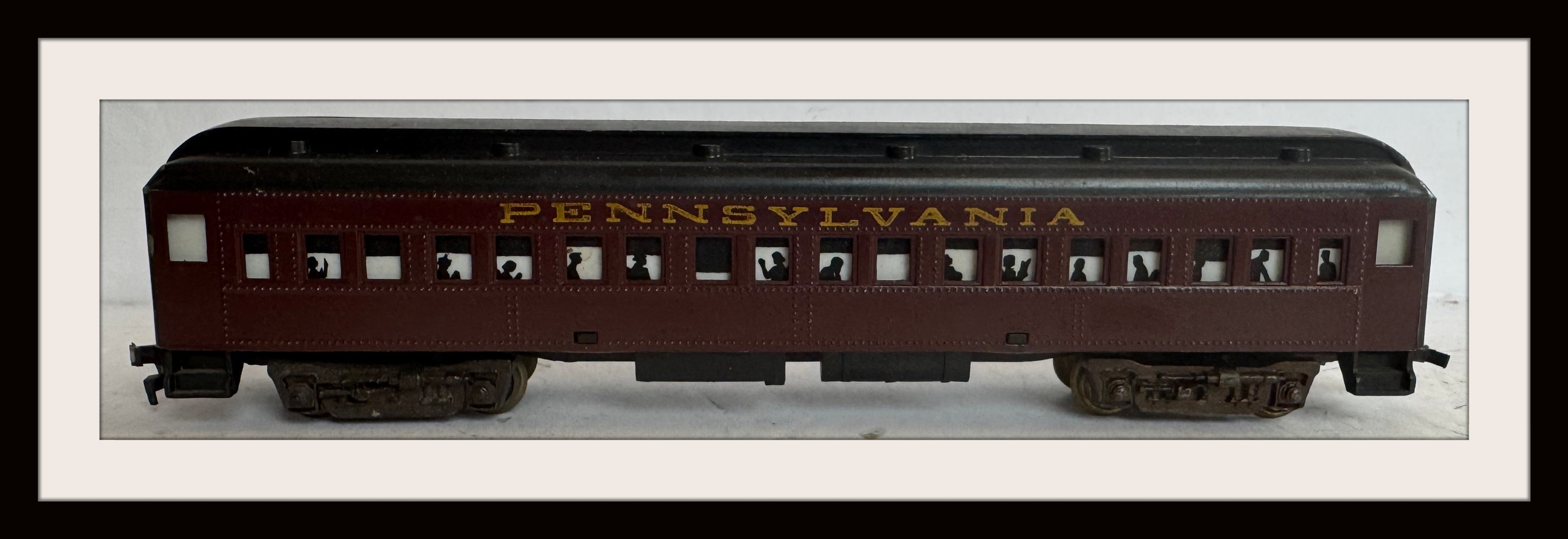 Penn Line PRR Brass CG1 with 3 Passenger Cars HO