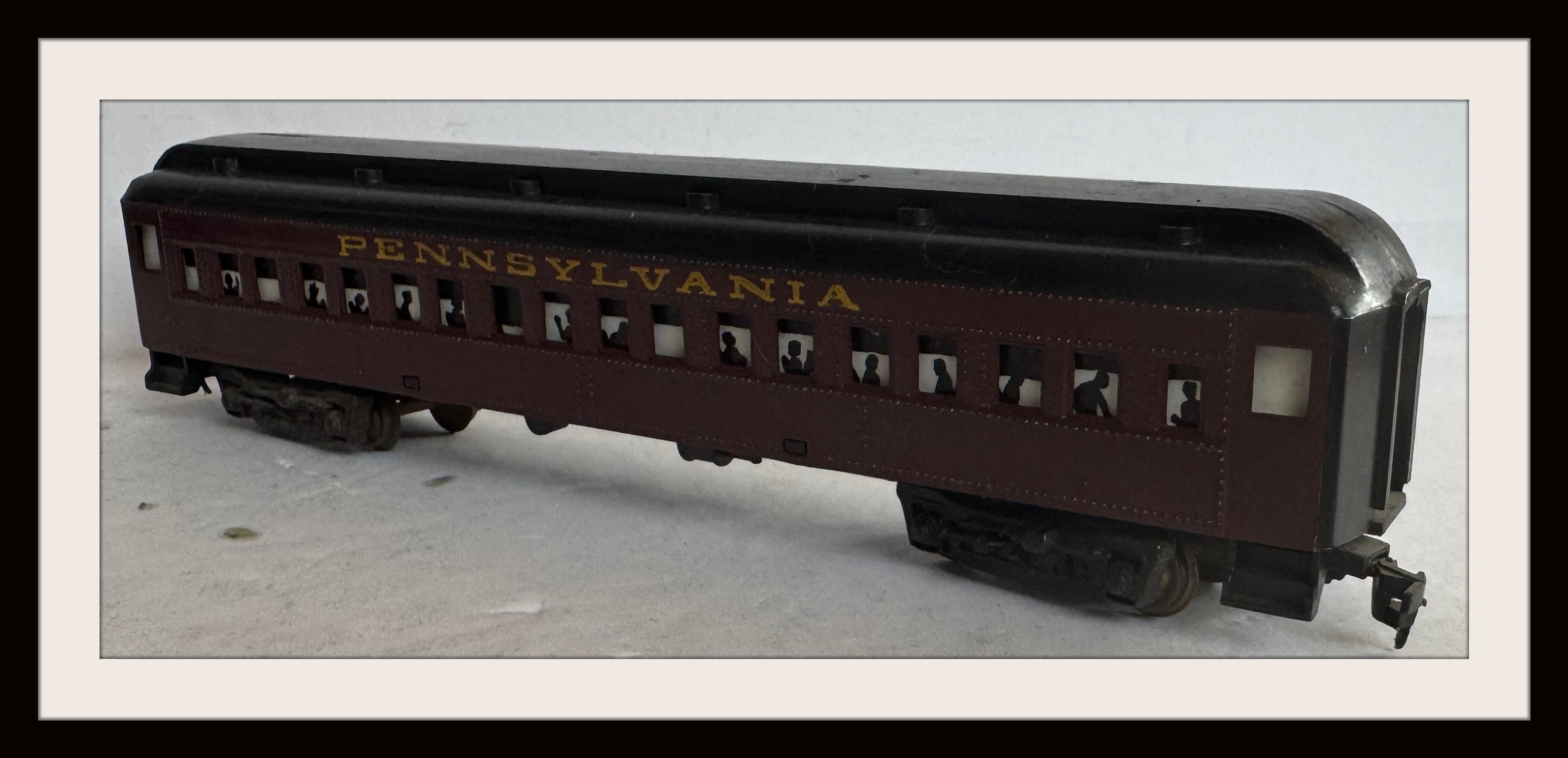 Penn Line PRR Brass CG1 with 3 Passenger Cars HO