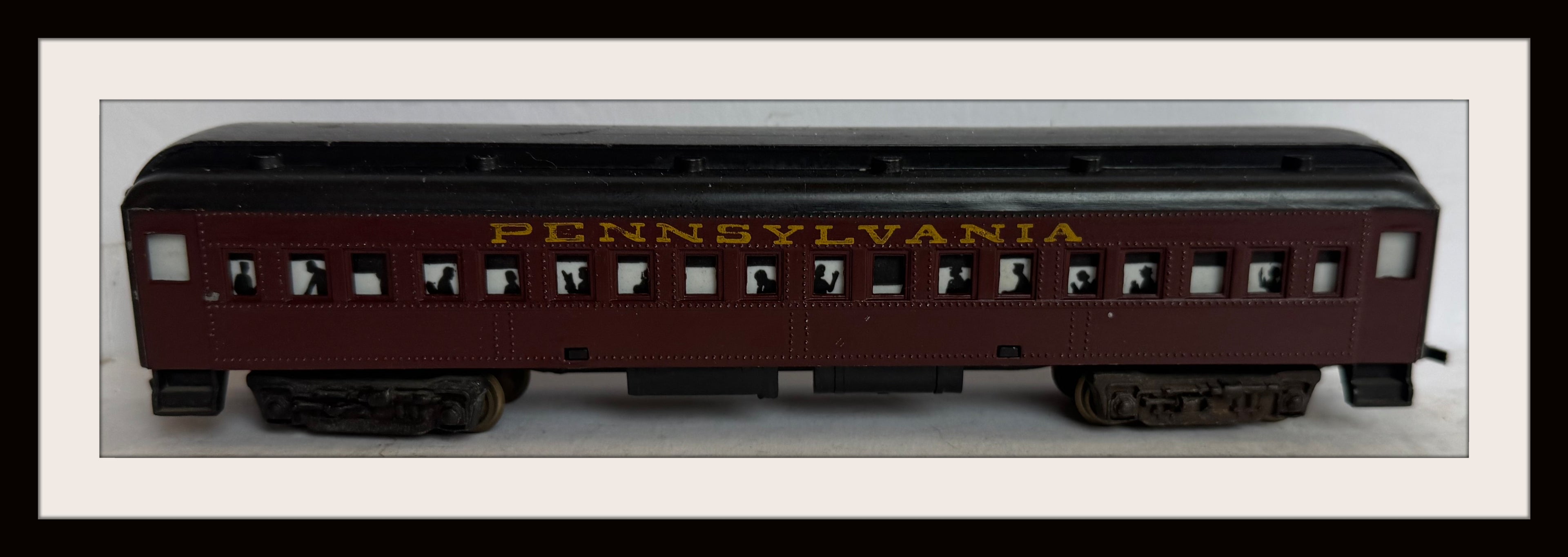 Penn Line PRR Brass CG1 with 3 Passenger Cars HO